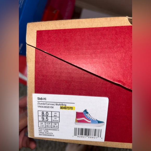 Vans - Picture 3 of 3